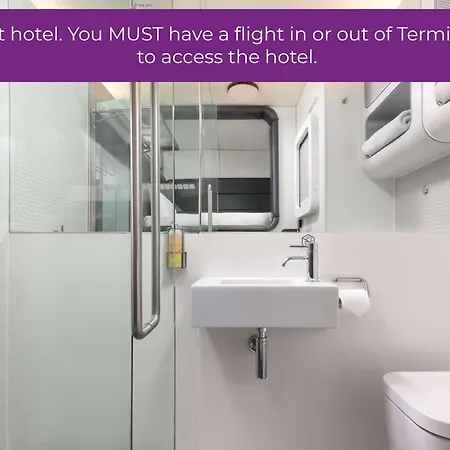 Yotelair Paris Cdg - Transit - Terminal 2e 3* Le Mesnil-Amelot