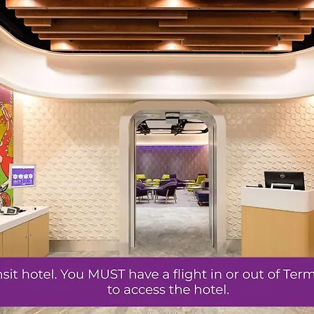 Yotelair Paris Cdg - Transit - Terminal 2e 3* Le Mesnil-Amelot