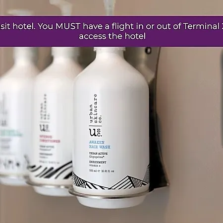 Yotelair Paris Cdg - Transit - Terminal 2e 3* Le Mesnil-Amelot
