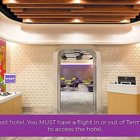 ホテル Yotelair Paris Cdg - Transit - Terminal 2e ル・メニル＝アムロ