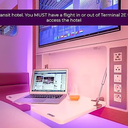 Yotelair Paris Cdg - Transit - Terminal 2e 3* ル・メニル＝アムロ
